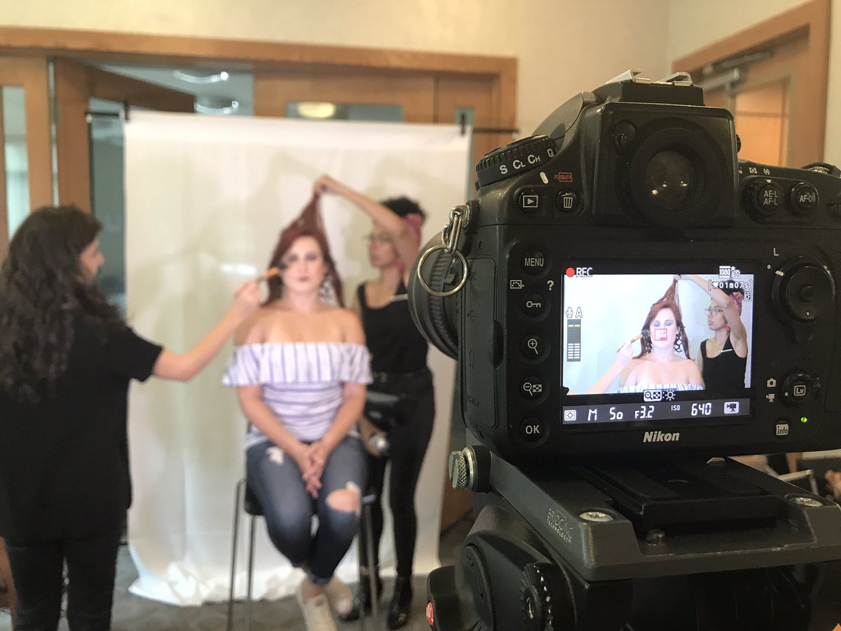 PrettyBirdApp's tweet photo. We did such a fun shoot today with @linerglttrgloss & we cannot wait to show you all the finished video! #PrettyBirdApp https://t.co/q8lbBSgaAq