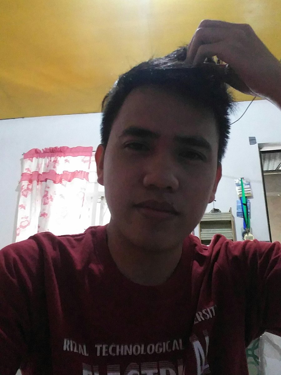 JonathanJoaq's tweet photo. Woke up like this @BaldoLyndon https://t.co/soPUXCQp0q