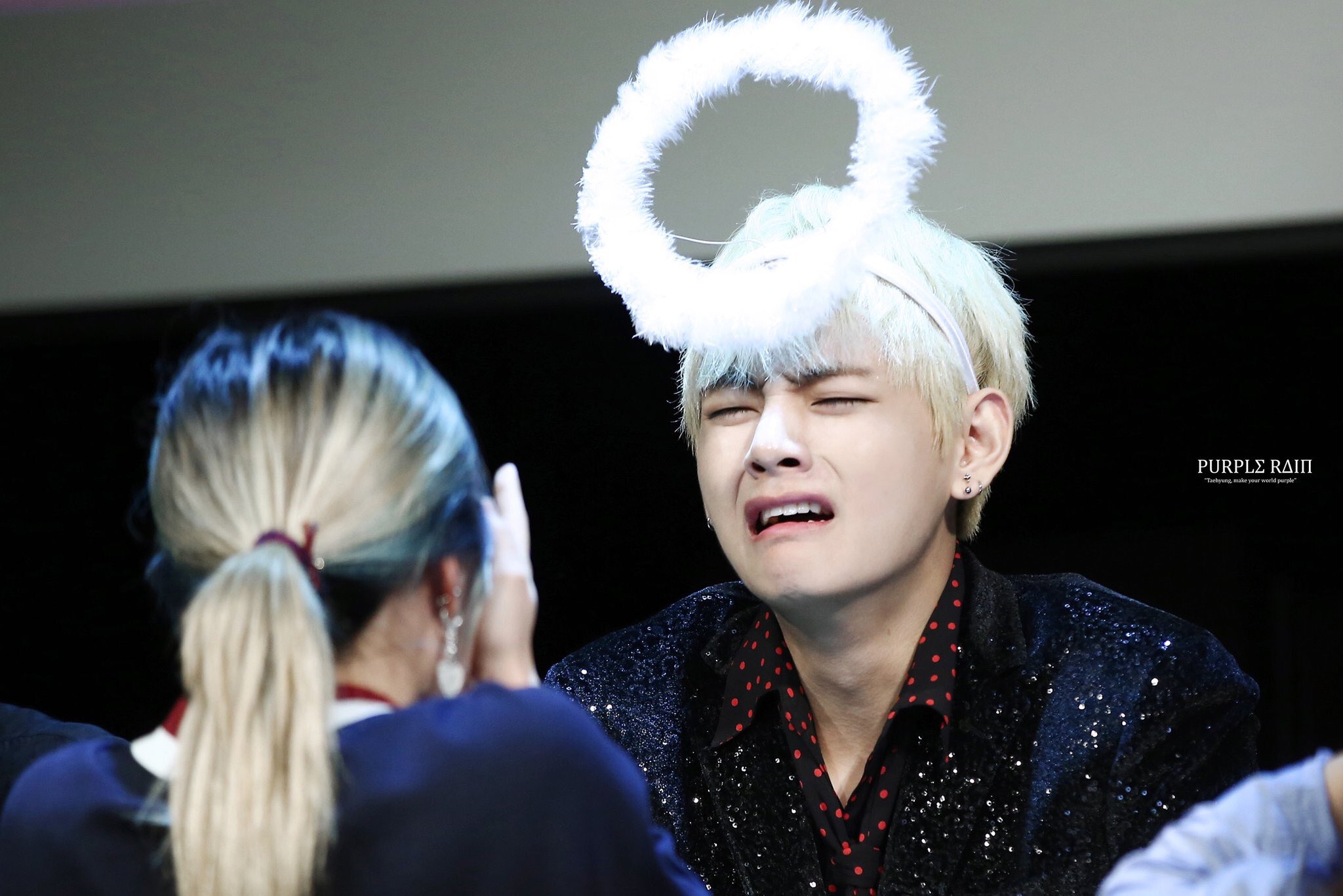 taehyung pics⚡️ #풍경 on Twitter: "Taehyung fake crying is so cute fight