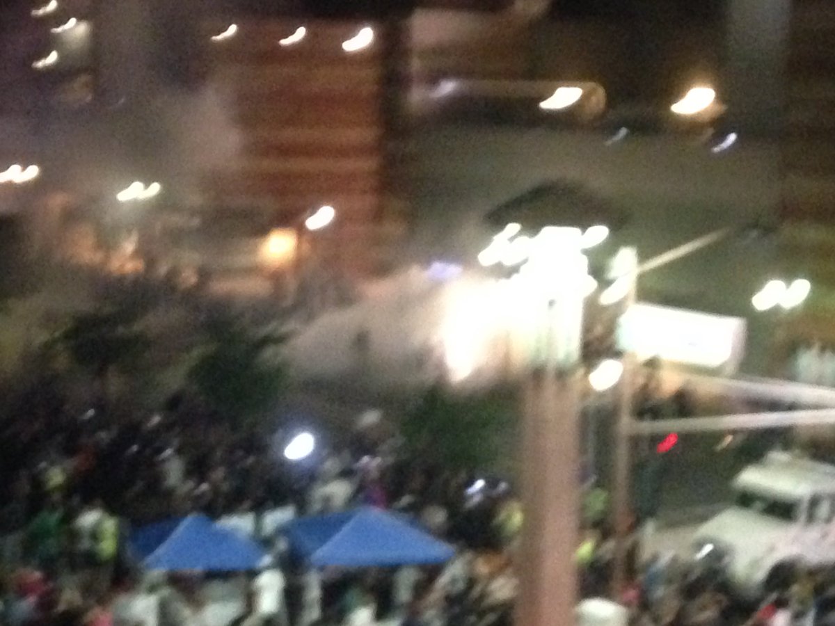 Earlier at trump rally. Police: response to rock throwing