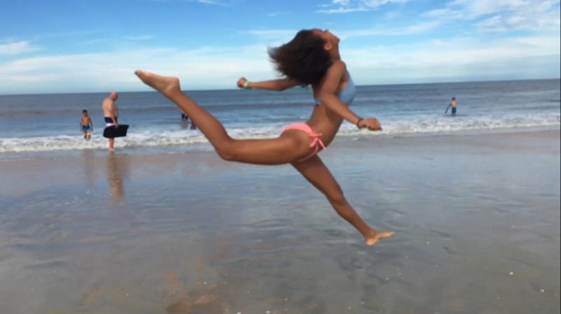 MarvellRB's tweet photo. My friend is a finalist in Hammock Beach's photo contest. Help Kristy rally votes! https://t.co/YJjwXfIIP3 @HammockResort https://t.co/DHttWToebJ
