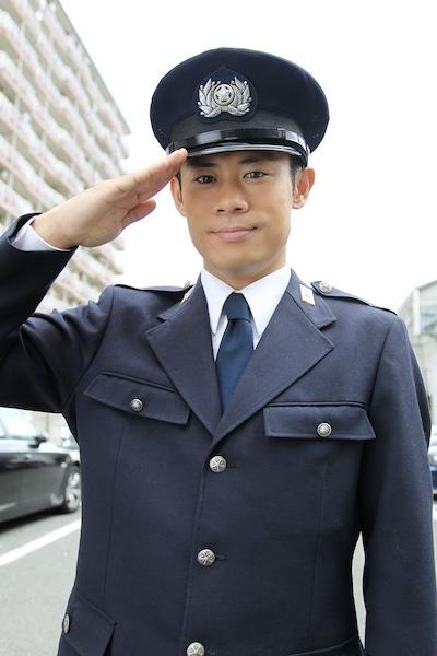 Tuzimoto ワクチンフル ン済み On Twitter 刑務官とこの制服だと思ってましたので民間かと勘違いしてました