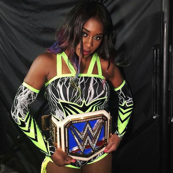 ChooseOneWWE's tweet photo. Naomi or Natalya?

RT - Naomi
Like - Natalya https://t.co/oW6bp3j4tA