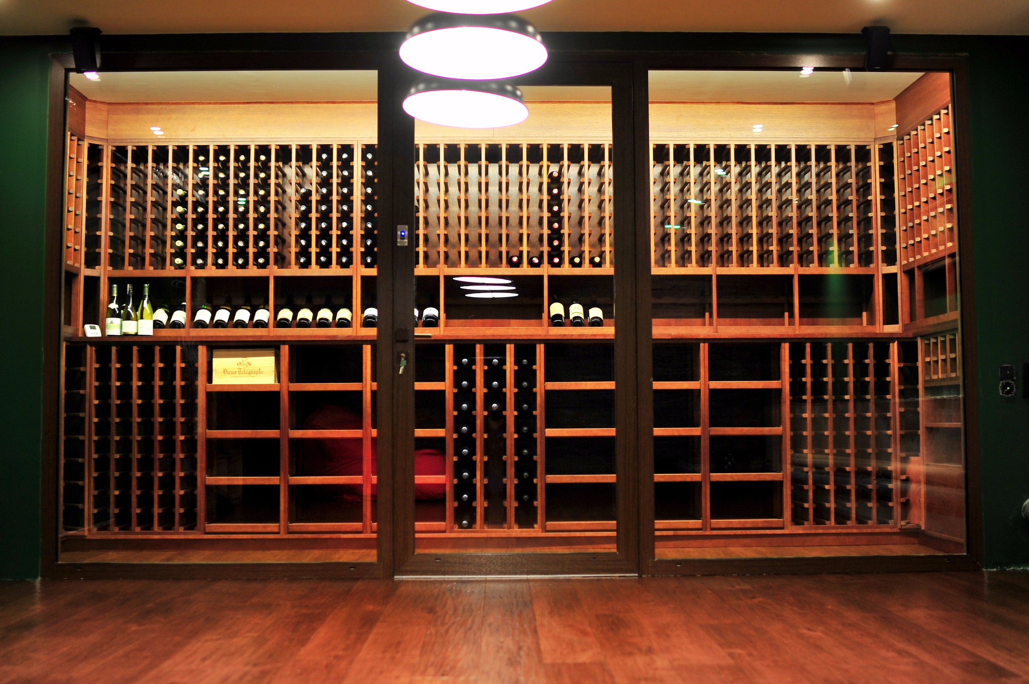 Eurocave On Twitter Very Nice Example Of A Private Wine Cellar In Lithuania Equipped With A Eurocave Air Conditioner Inoa Eurocave Wine Winecabinet Https T Co Pom3ng7dvq
