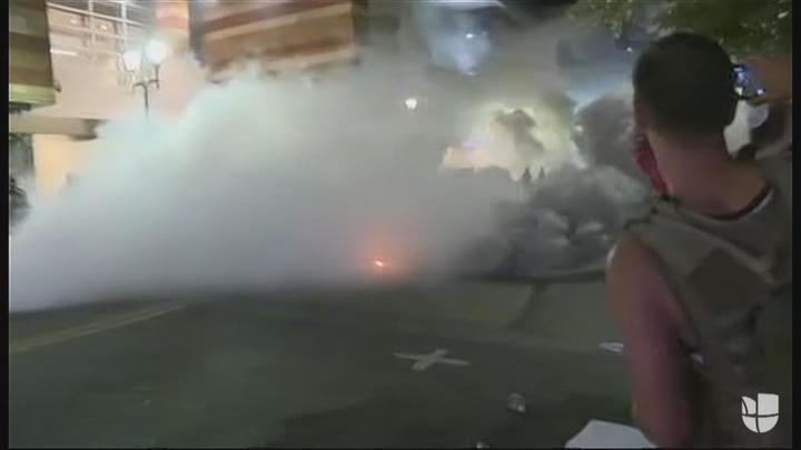 AntiFa terrorist gets rubber bullets to the dick in Phoenix VIDEO