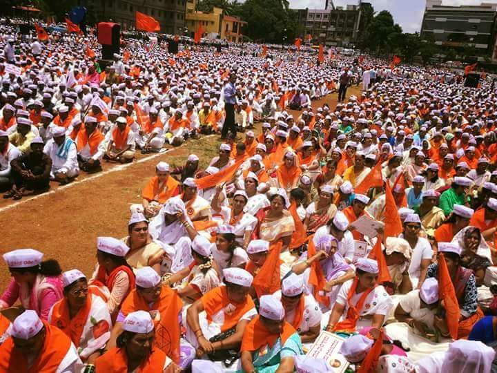 KorneshwarSwami's tweet photo. Lingayat maha morcha https://t.co/ZayG6cBC8a
