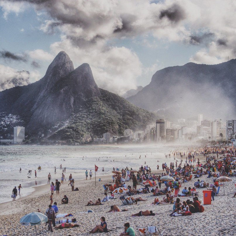 Myplanetearth2's tweet photo. Ipanema Beach, Brazil#nature#beauty#photo#peace#World#planetearth https://t.co/3BOXHAF4Pc