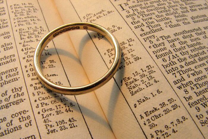 Same-sex marriage: What does the Bible really have to say?
- via <a href="/abcnews/">ABC News</a> abc.net.au/news/2017-08-2…