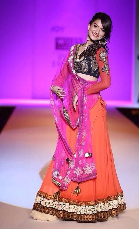 23rd August 
Celebs Birthday Today 
STARS STARDOM 
Happy Birthday to Gauhar Khan!!! 