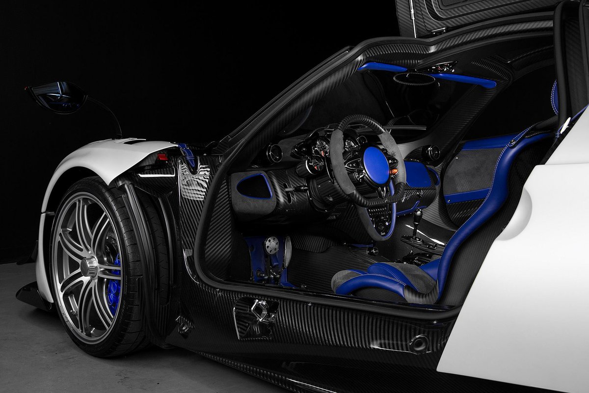 CarsCeption's tweet photo. 😍 Pagani Huayra BC à couper le souffle 👌🏻💞
📸 Pagani Automobili
#Pagani #HuayraBC #hypercar #carporn #luxury #photooftheday https://t.co/AElmlgGs2u
