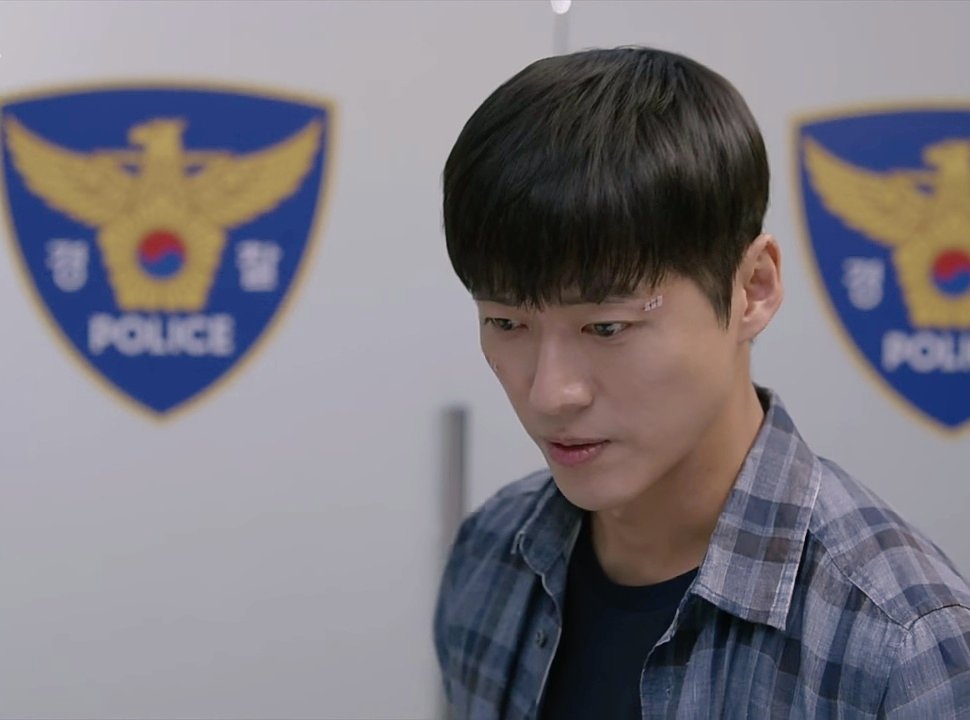 DH5Tr2YXkAAfEcw.jpg:large