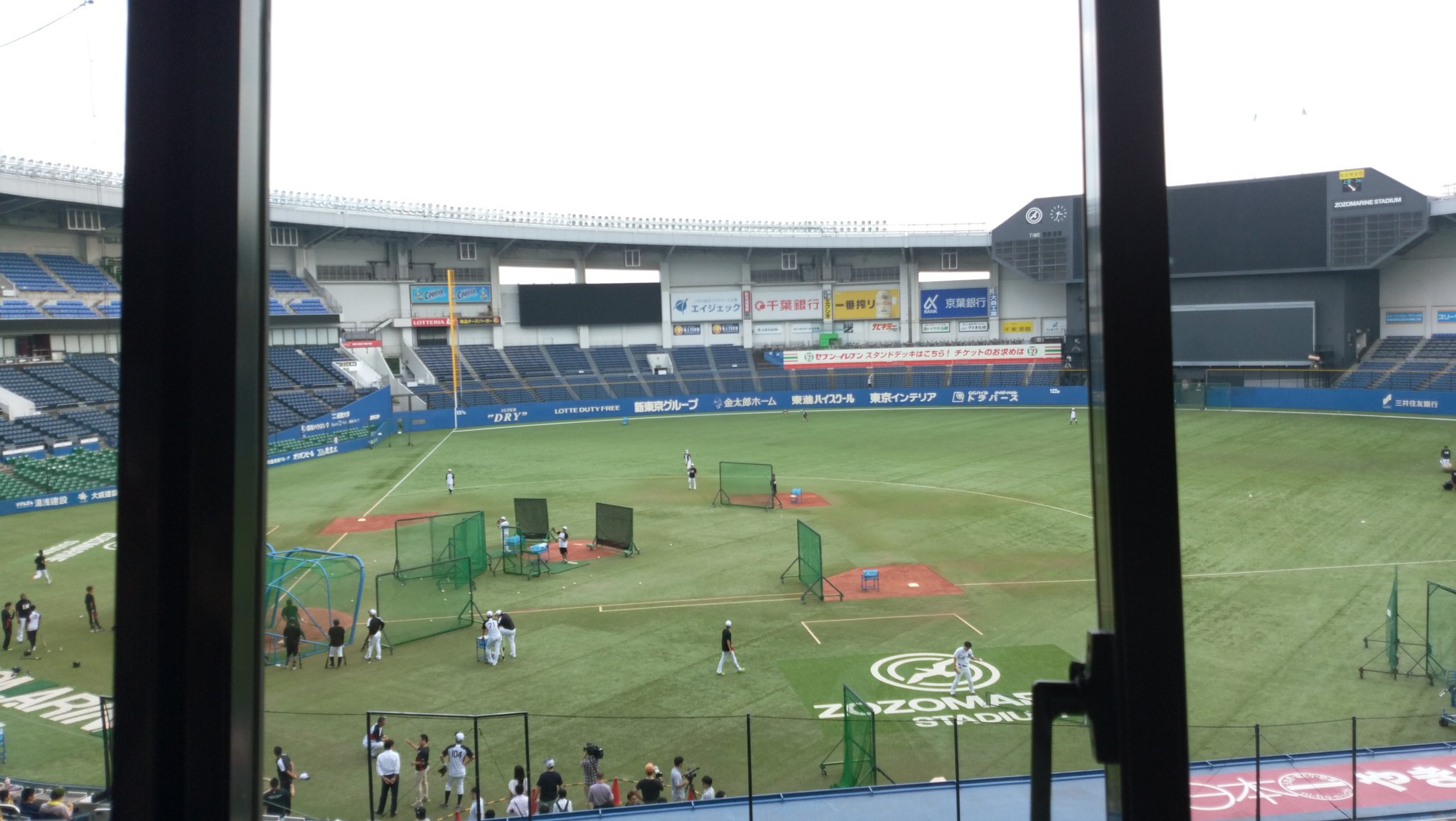 インディー28 南柏店 普段は入れない景色 Zozoマリンスタジアム ちば夢チャレンジ T Co Deu0u03j52 Twitter