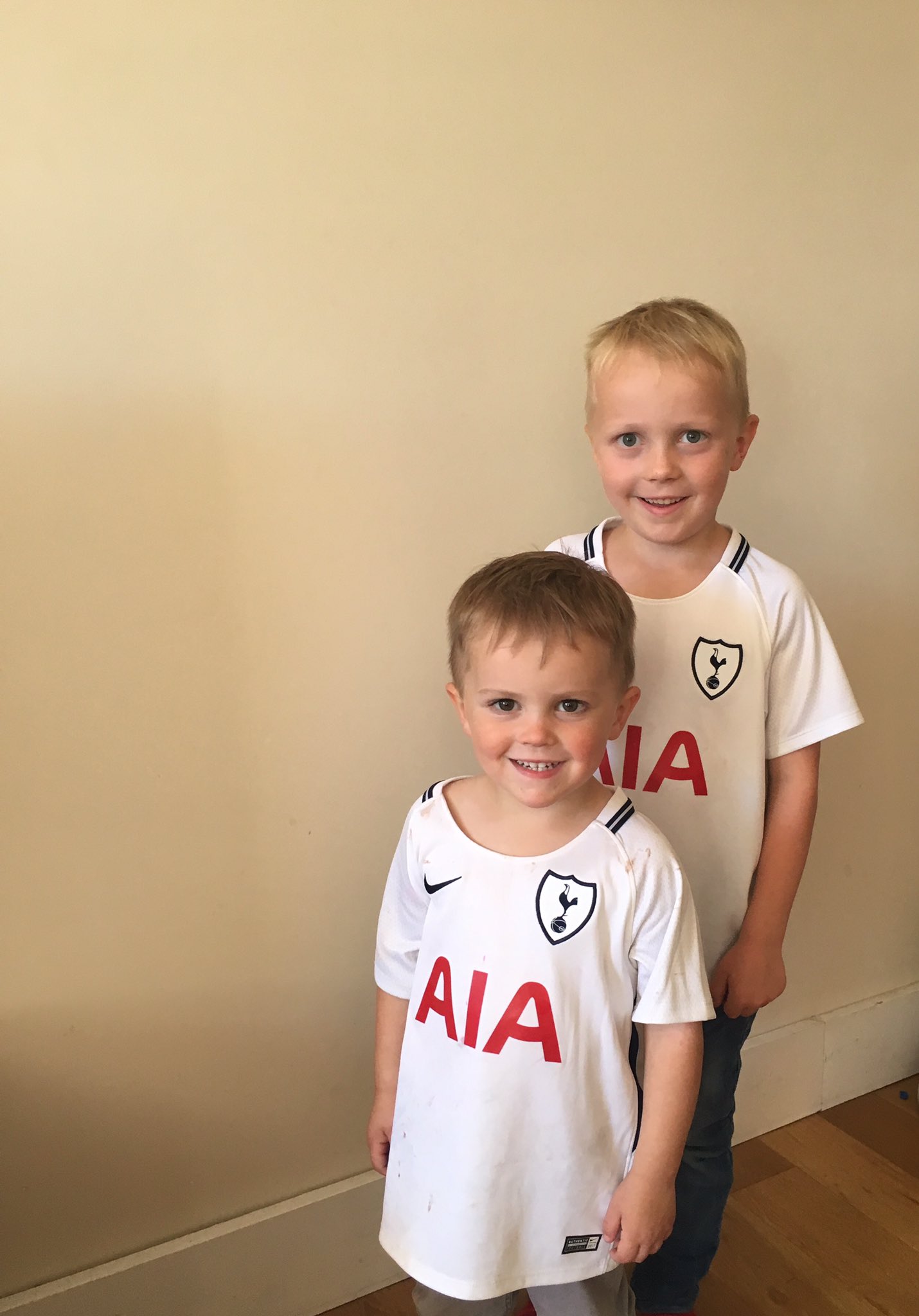  if you can could you send Ollie a happy 7th birthday. He Harry Kane 