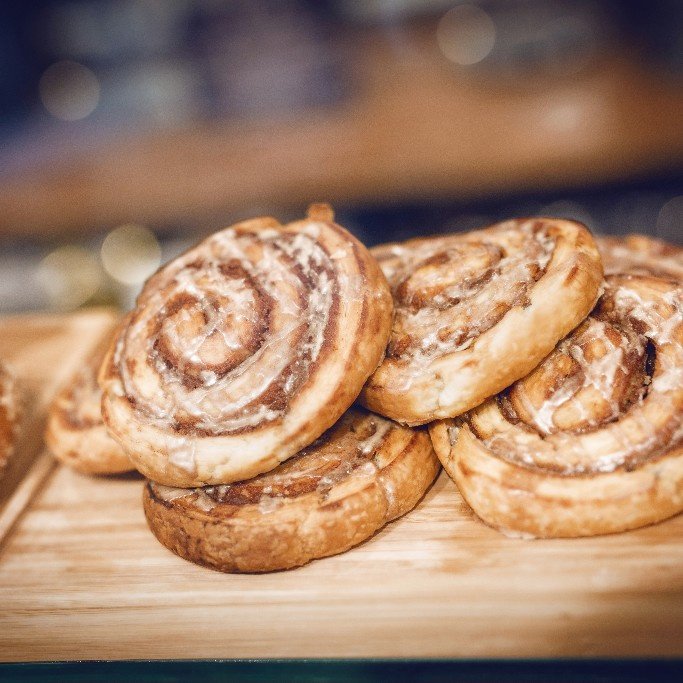 "This is how I roll", says every cinnamon bun. 😂  #XavierArtisan