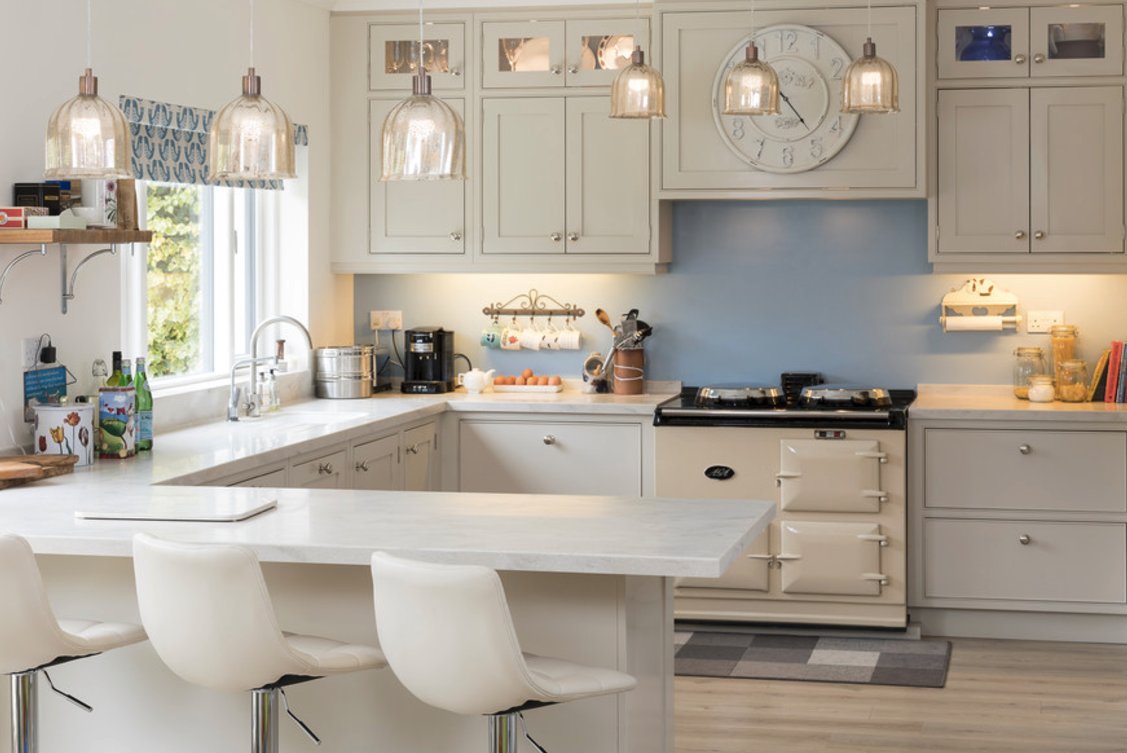 Breakfast is never better than when served on a marble high-top counter under glowing pendant lights! po.st/acfdKx