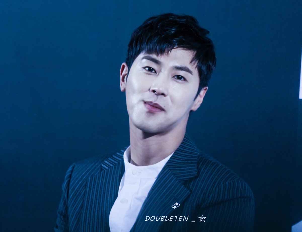 DoubleTen_'s tweet photo. 20170822 TVXQ In Hongkong PLAZA HOLLYWOOD    [HQ]
💟
eye contact
#동방신기 #TVXQ #東方神起 #유노윤호 #Yonho #ユンホ #允浩 https://t.co/9Rx2qst9i0