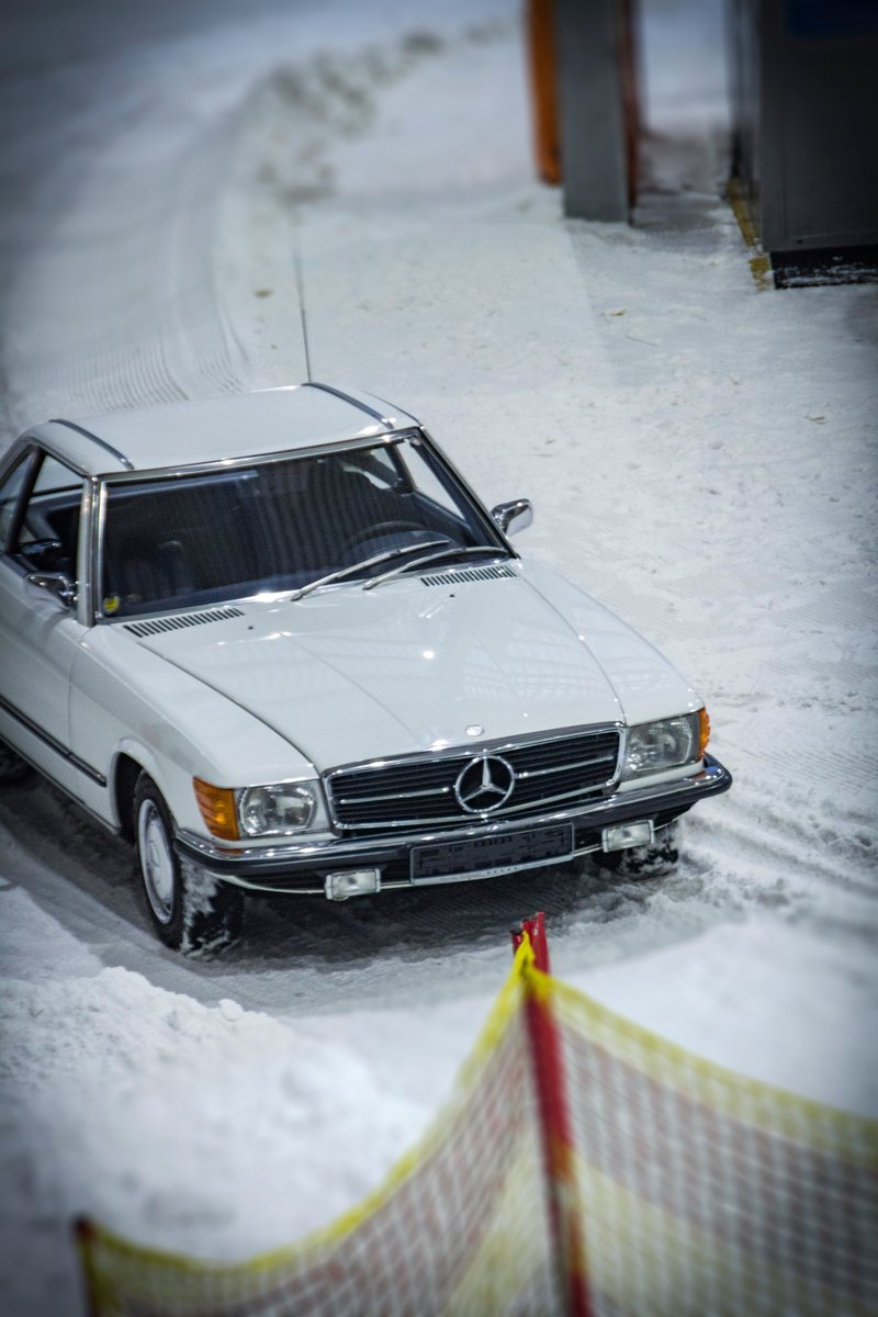 SDBispingen's tweet photo. Morgen findet bei uns ein Etappenstopp der Auto BILD Klassik 10. Hamburg-Berlin-Klassik 2017 statt! Wir freuen uns drauf!
 #hbklive https://t.co/yRB8JpLIOW