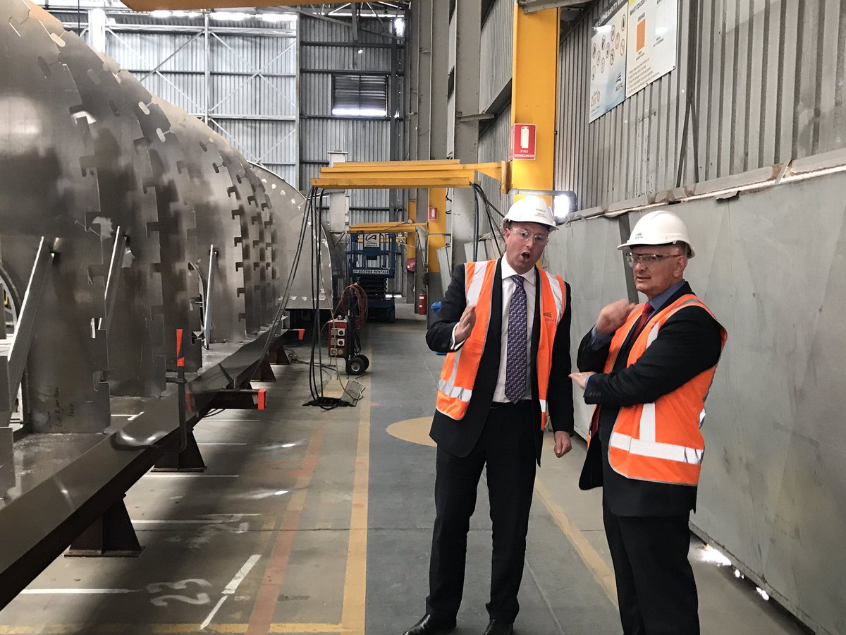 Showing @ShayneNeumannMP our facilities in #henderson where the @AusBorderForce #CapeClass #PatrolBoats were built. #auspol #ausindustry