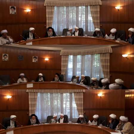 Iran's tweet photo. #Iran #ExpertsAssembly board to meet on Thursday 

https://t.co/EteLh6psEn https://t.co/lxTQaJvb9p
