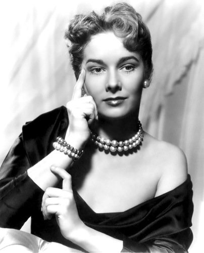 Happy 88th Birthday to the legendary star of Psycho, Vera Miles! Many happy and healthy years to come! Brava! 
