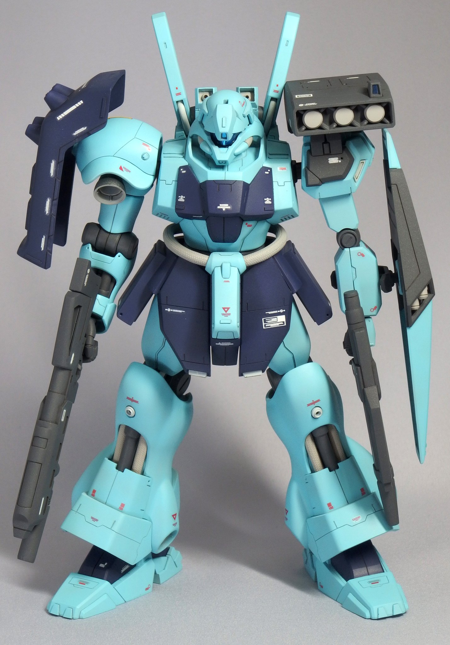 DH5uV6_UIAACekc.jpg:large