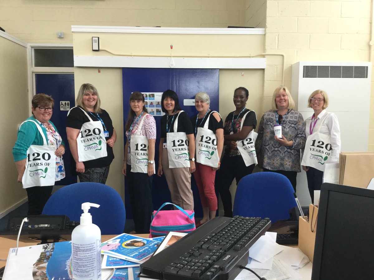 LincsHealthFam's tweet photo. More of our great Health Visitors supporting #HVWeek - looking fab! 😀@LincsCommHealth @Unite_CPHVA https://t.co/j8Q88X3CNM