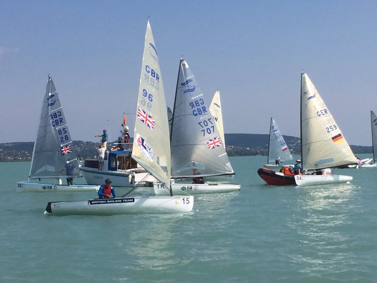 Finns flapping around waiting for good breeze. #fsc