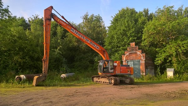 Landinrichtingswerken van start naast Catala-site Beersel voor aanleg nieuw buurtpark 'Neerdorp' bit.ly/2v8ArR6