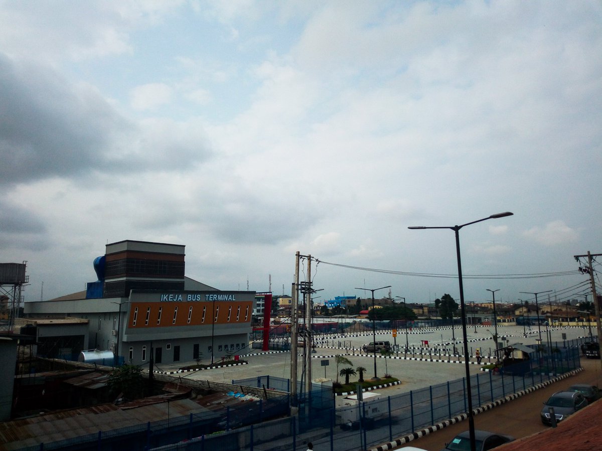 NoraAwolowo's tweet photo. @TrafficChiefNG @Plentygist During the day.
#L9plus https://t.co/KfYV8YtYIN