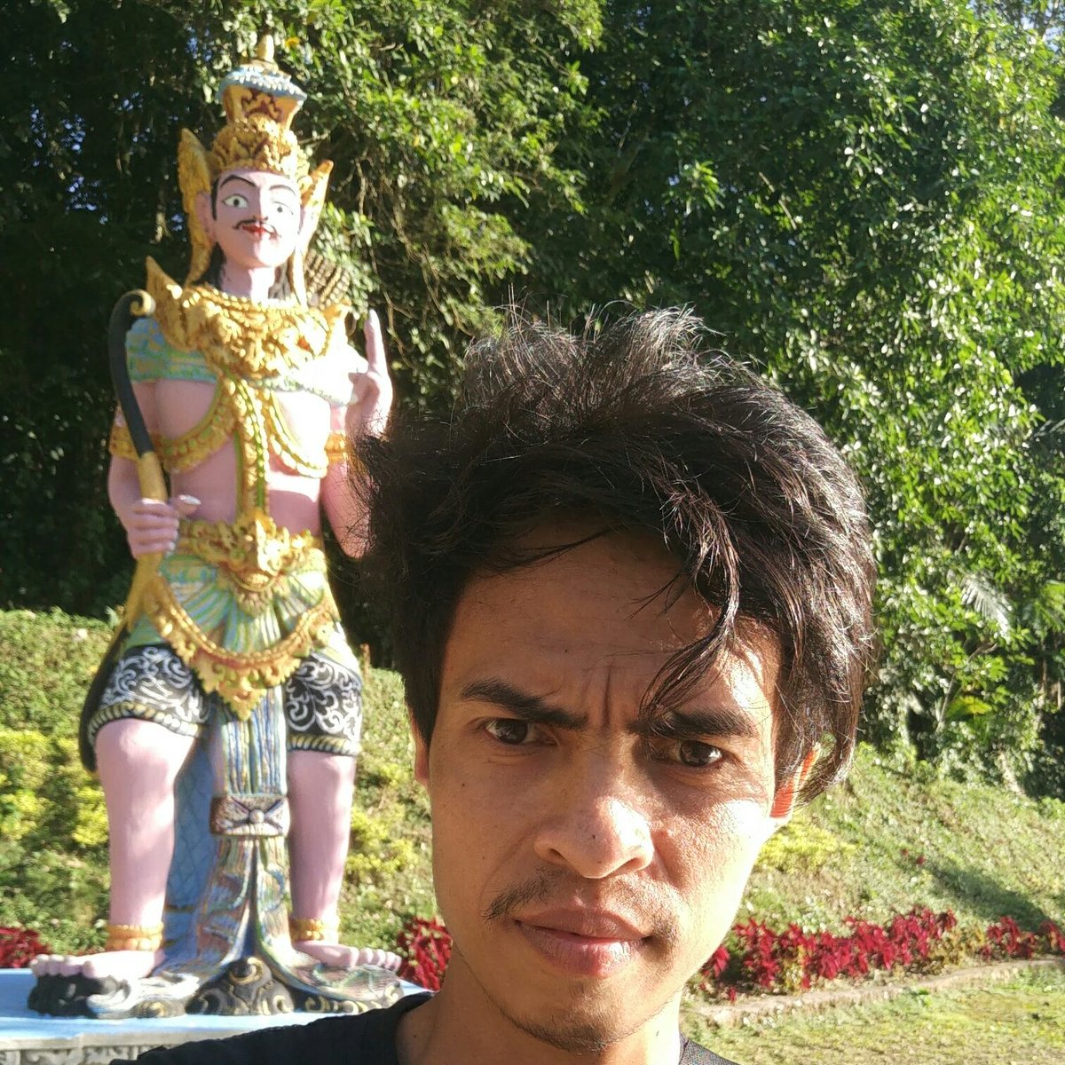 Azrymetazon's tweet image. #FotoProfilBaru