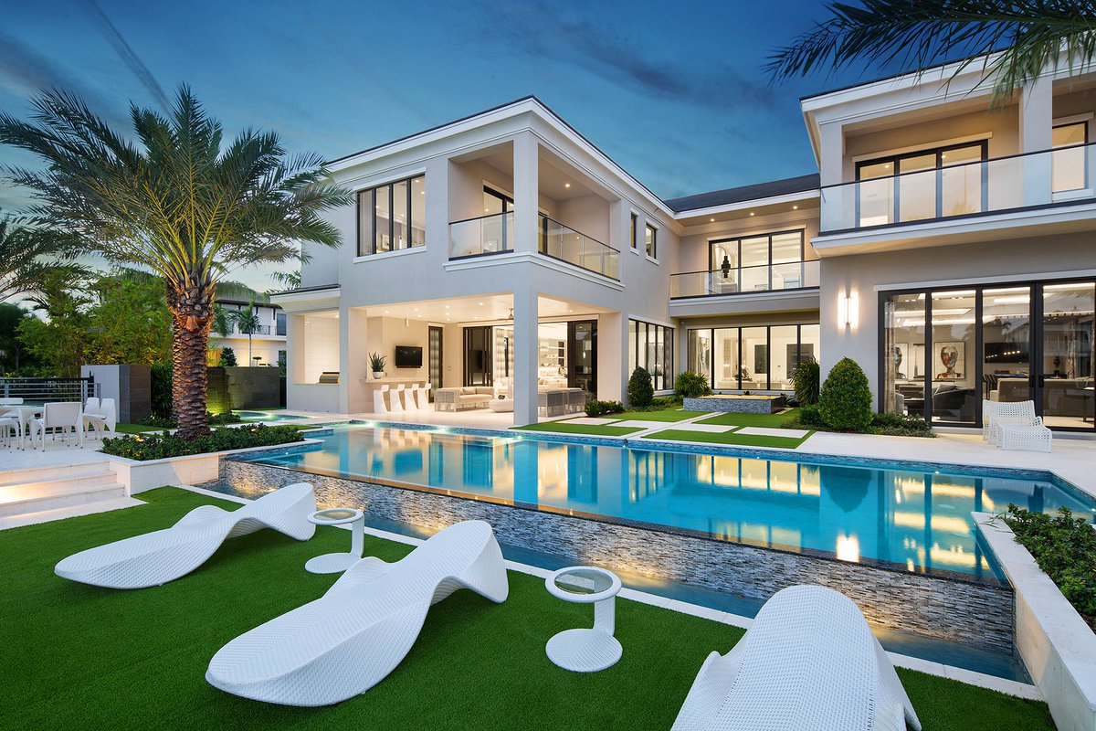 BloomfieldCoInc's tweet photo. Step into #luxury at The Royal Poinciana.
This $11.995 million #LuxuryHome is on the market:
https://t.co/jBmINOfBkd
#RPYCC #BocaRaton #FLA https://t.co/xyJuQcYD0v