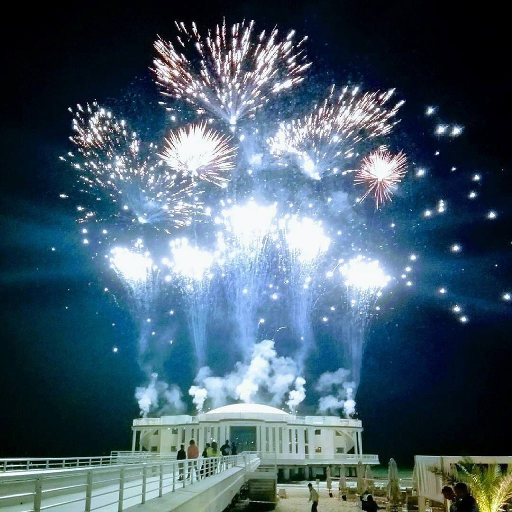 LSenigallia's tweet photo. Foto by @fra_pix -  #fuochidartificio #livingsenigallia #welovesenigallia #senigalliatourism #senigallia #volgomarche #igmarche #igsenigall… https://t.co/24gzNE2qfz