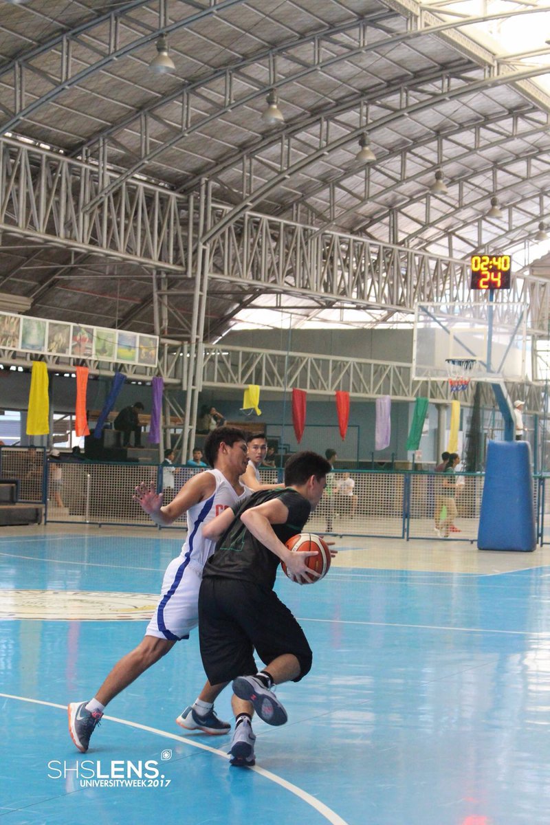 SHSLens's tweet photo. Men's Basketball: CAS-OPTO-SHS vs CM

CAS-OPTO-SHS - 57
CM - 56

Winner: CAS-OPTO-SHS

#CDUIntramurals2017 https://t.co/hrsl64qMTy