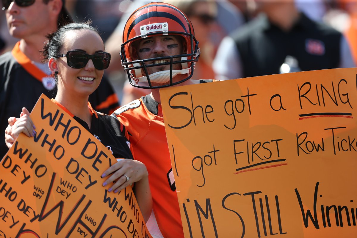 Tweet your favorite Bengals memory with #Bengals50 for a chance to win tickets and Bengals gear! https://t.co/2nYNxmRcEe