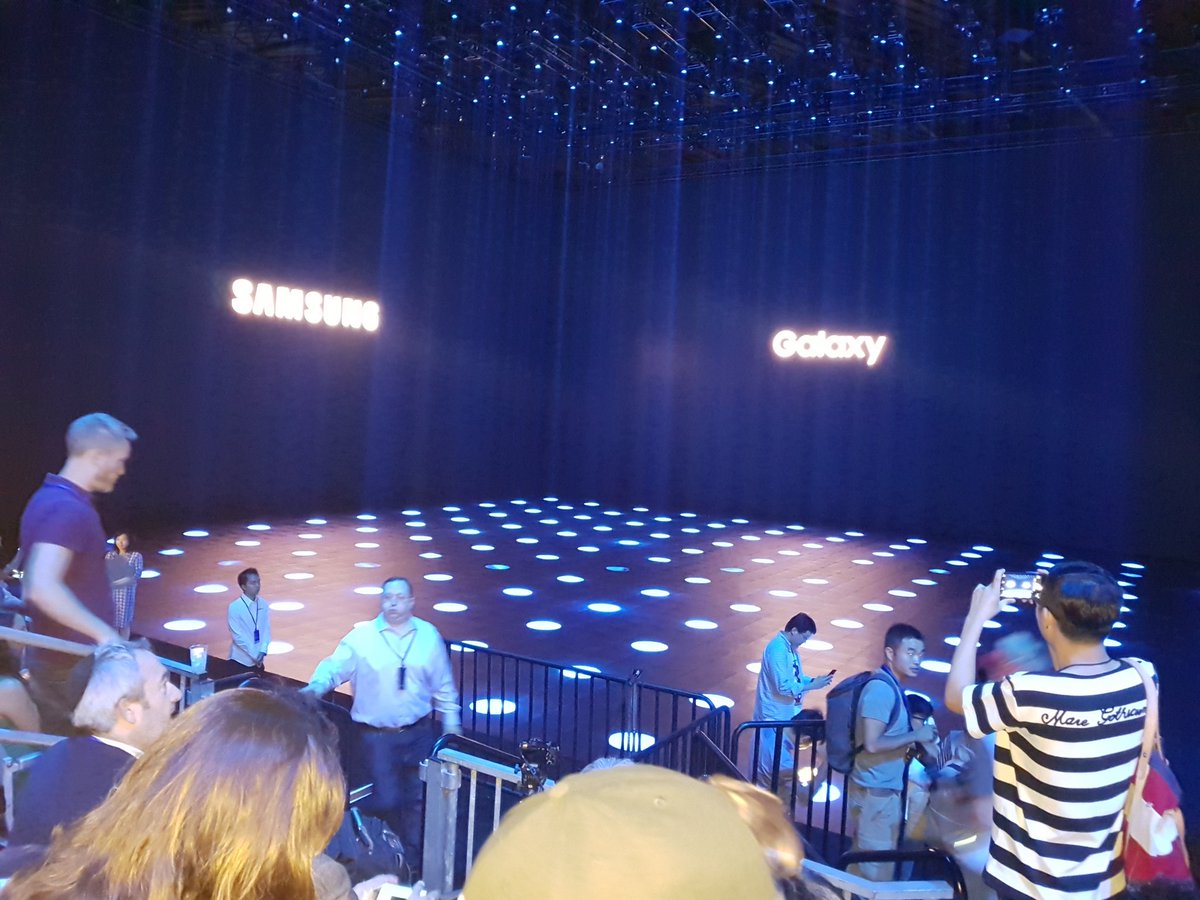 Will there be dancing at the Galaxy Note8 launch? #hopespringseternal #Unpacked2017