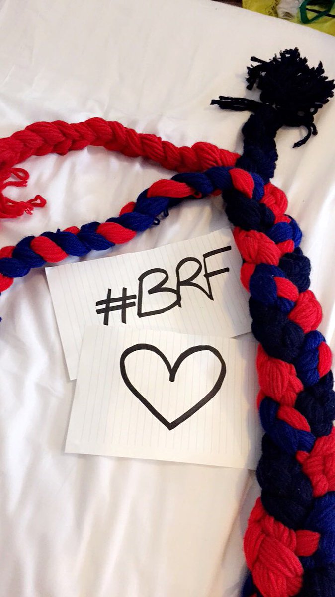 Malgré la défaite les Blagnacaises vous remercient pour le soutien sans failles. #BRF #WRWC2017 <a href="/BlagnacRugby/">Blagnac Rugby 🦉</a> <a href="/FFRugby/">FFR</a> <a href="/manouchka2609/">Manon Andre</a>