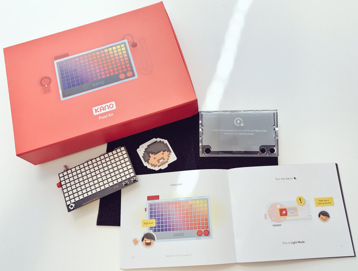TEC_Center's tweet photo. We've got new tech! Exploring @TeamKano #pixelkit to create a light board. #whatweredoing 🖥💡 https://t.co/tqngqZHKmu