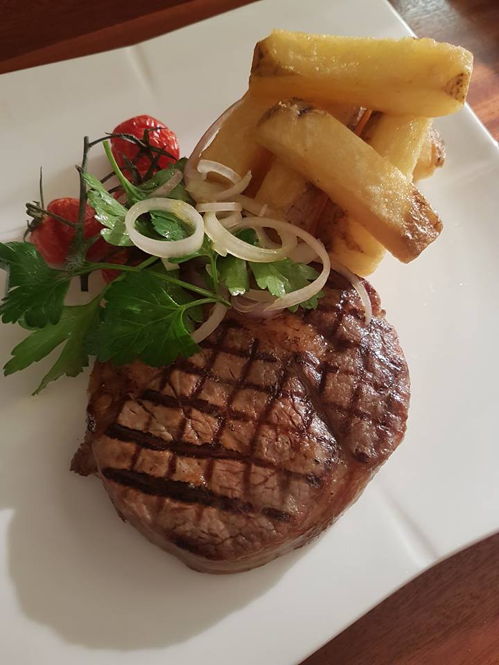 MonkbarHotel's tweet photo. Two 40 day aged, locally sourced rump steaks and a bottle of wine for ONLY £30! #dealoftheday #greatsteaks #foodie #yorkshirebarandgrill https://t.co/tuHiy9XkPj