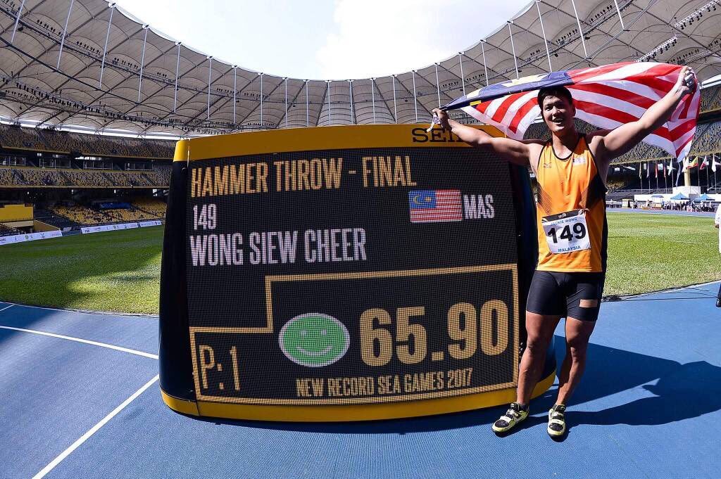 Tahniah &amp; syabas kpd Sdr Wong Swee Chee, anak kpd Ahli Parlimen Sarikei( DAP) yg berjaya pecah rekod &amp; menang pingat emas utk Negara.🇲🇾👍🏼