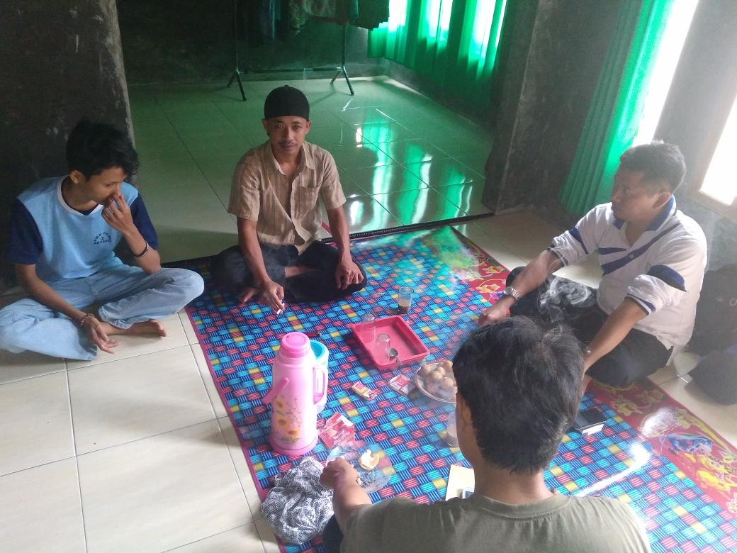 PapanaBarudaxs's tweet photo. #AksiPPB Diskusi Keg Pembenihan Lele Kelp Mulya Bersama, produksi turun akibat bbrp faktor teknis @puslatluhkp @BudidayaKKP @fisheris_ https://t.co/o0sAjmpVxh