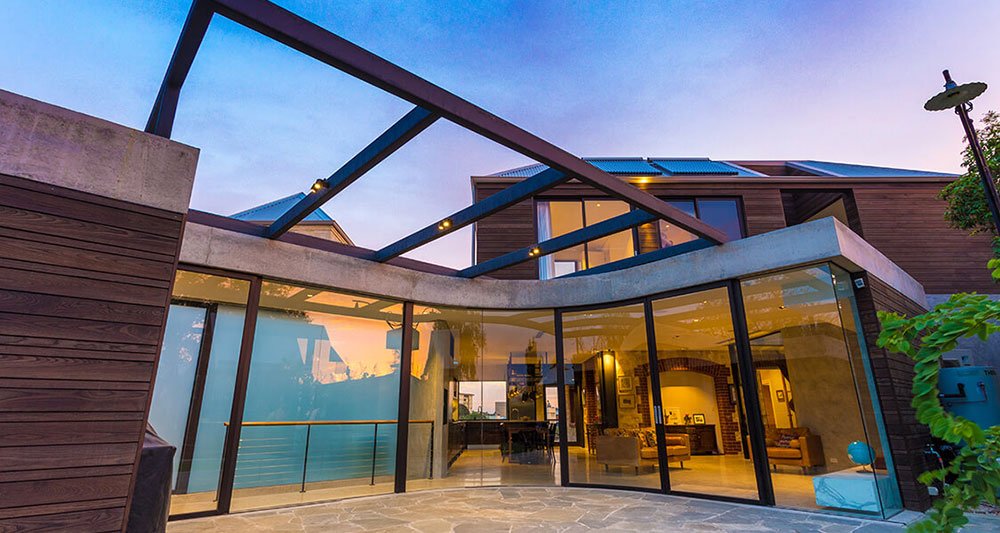 liniLED's tweet image. What started as a #design for a small studio, evolved in a complete #redesign of a house! liniled.com/portfolio/frem… #LED #renovations #liniLED