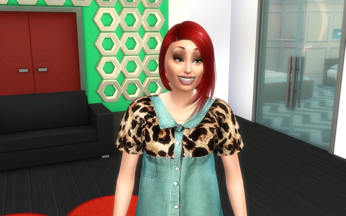 SimHermano9's tweet image. Renee: Este año la final se dividirá en sólo dos partes, los votos de los seguidores y una prueba, la más dura que habéis hecho hasta ahora