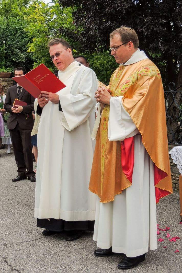 AQuirkiness's tweet image. I believe in God the Father Almighty, creator of heaven and earth; and in Jesus christ Amen.