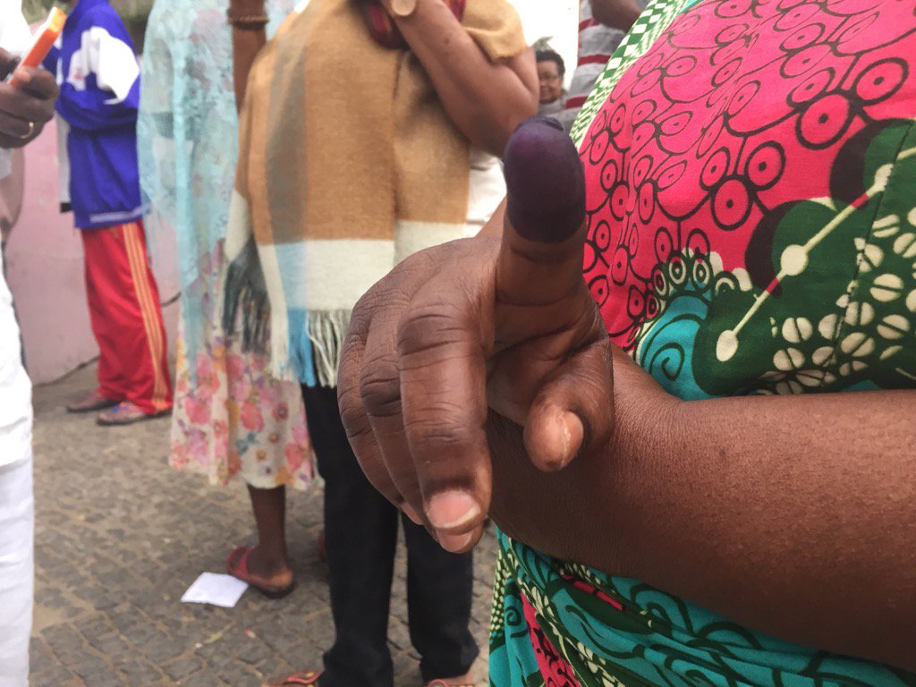 umzamocapital's tweet photo. #AngolaVotes
#AngolaElections #Angola2017 #AngolaDecides2017 #AngolaElections2017 #AngolaDecides #AngolaElection #AngolaDecide2017 https://t.co/EVXeuPR4Rb