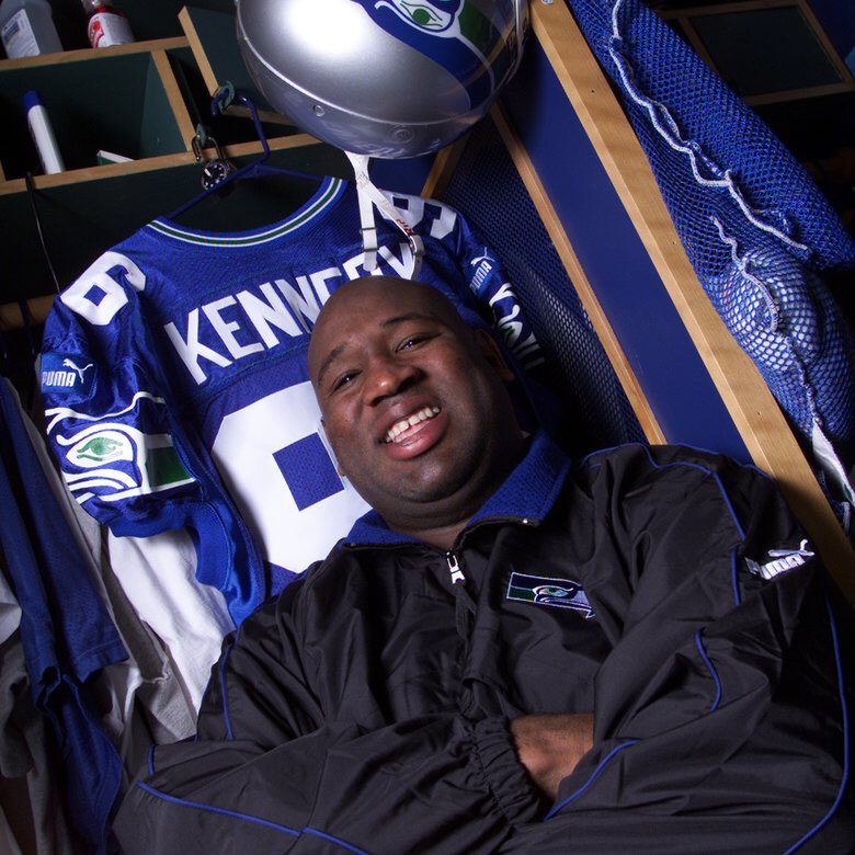FourVerticals_'s tweet photo. Cortez Kennedy would've turned 49 today. #RIPCortez ππΎππΎππΎ https://t.co/K3bPGteRoo