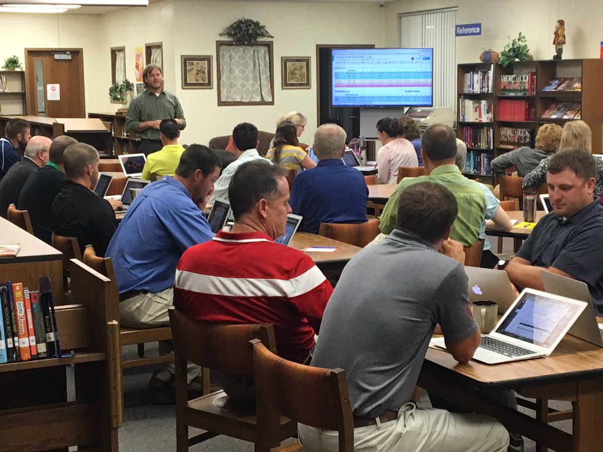 jbragg1978's tweet photo. Nick Vickrey leading PD on the correlation between NWEA and the ISTEP. #significantdata https://t.co/qD4RQuGgWW