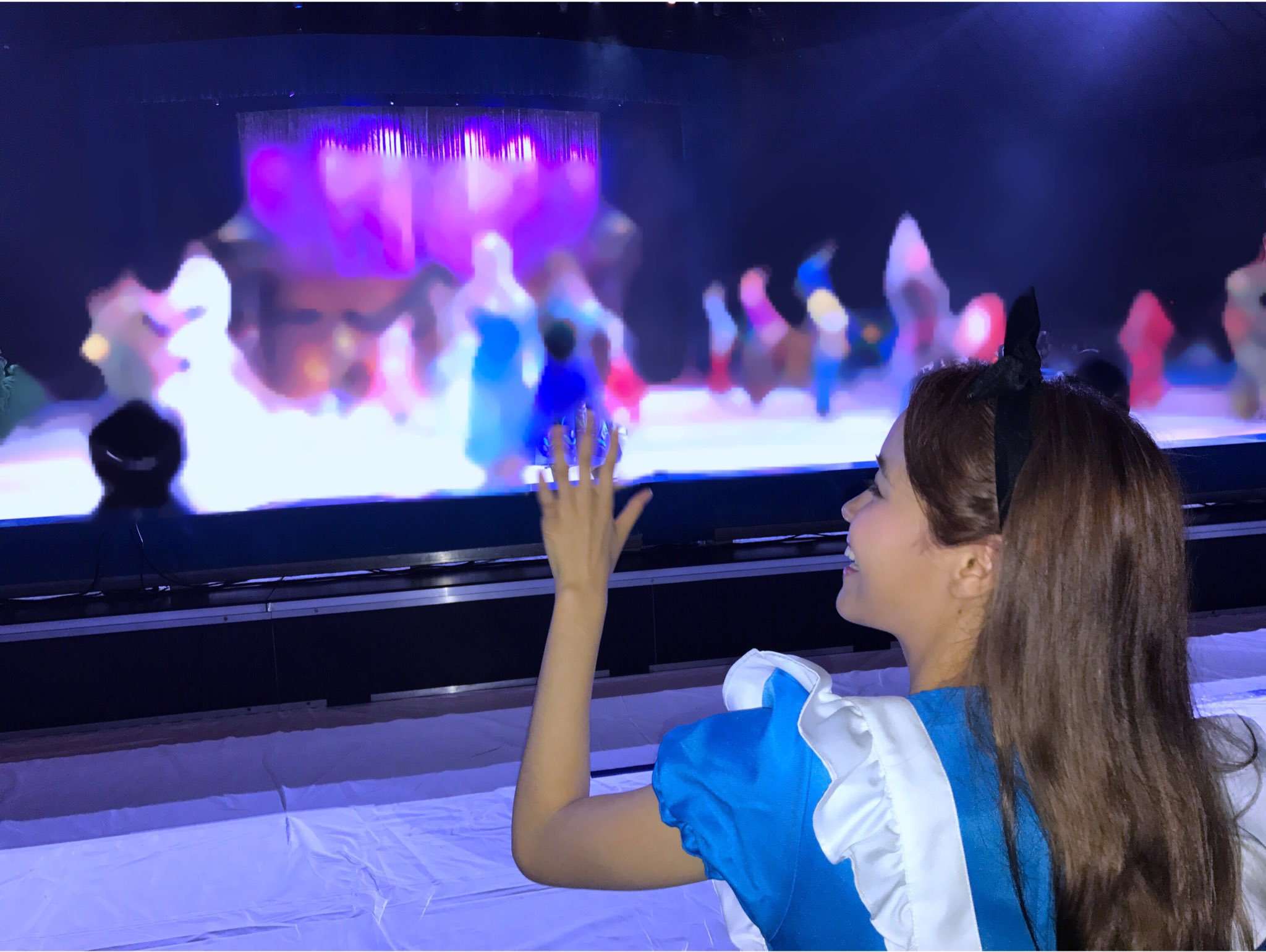 アマンダ Amanda ただーいま たのしかったよ ディズニーオンアイス Disneyonice Alicecosplay Amandacaroline アリスコスプレで本気ではしゃいだ 次はなにやろうとかもう考えてる アマンダキャロライン 猫 ねこ T Co