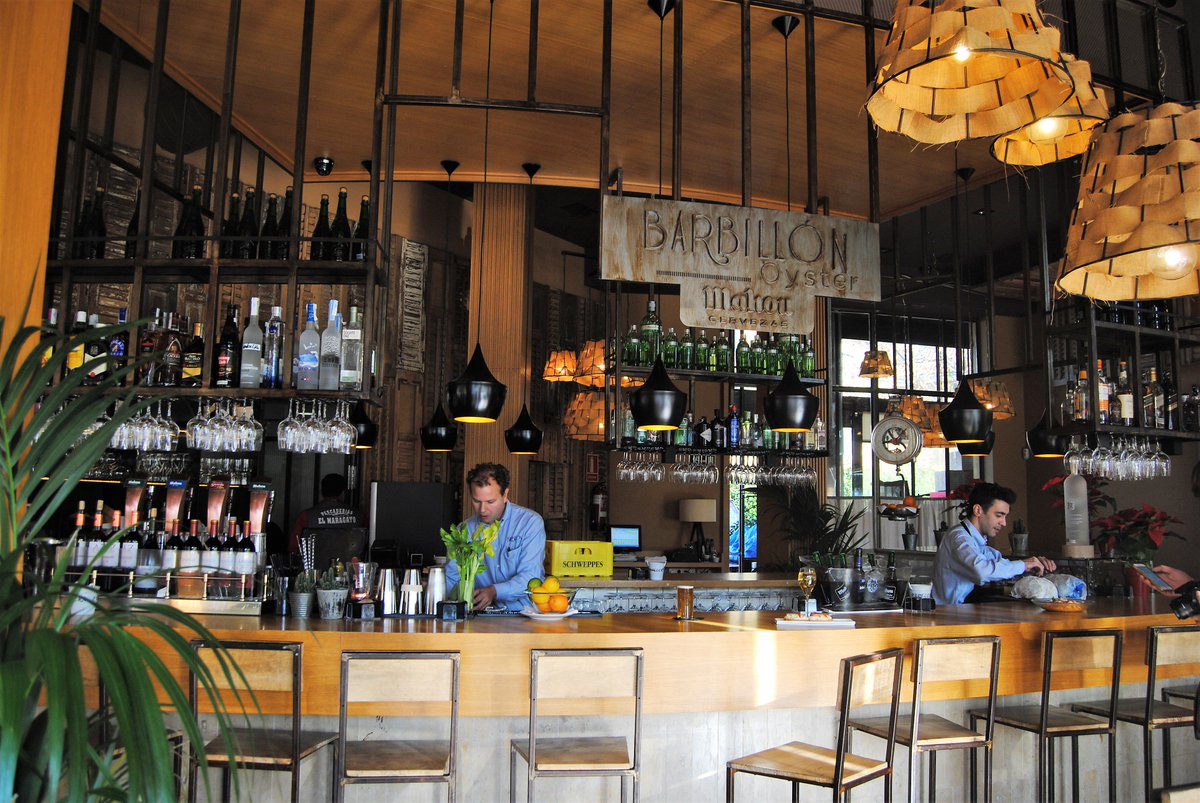 barbillonoyste's tweet photo. El aperitivo está servido, ¿quién se apunta? #BarbillonOyster #FoodiesMadrid https://t.co/xzajweOQnC