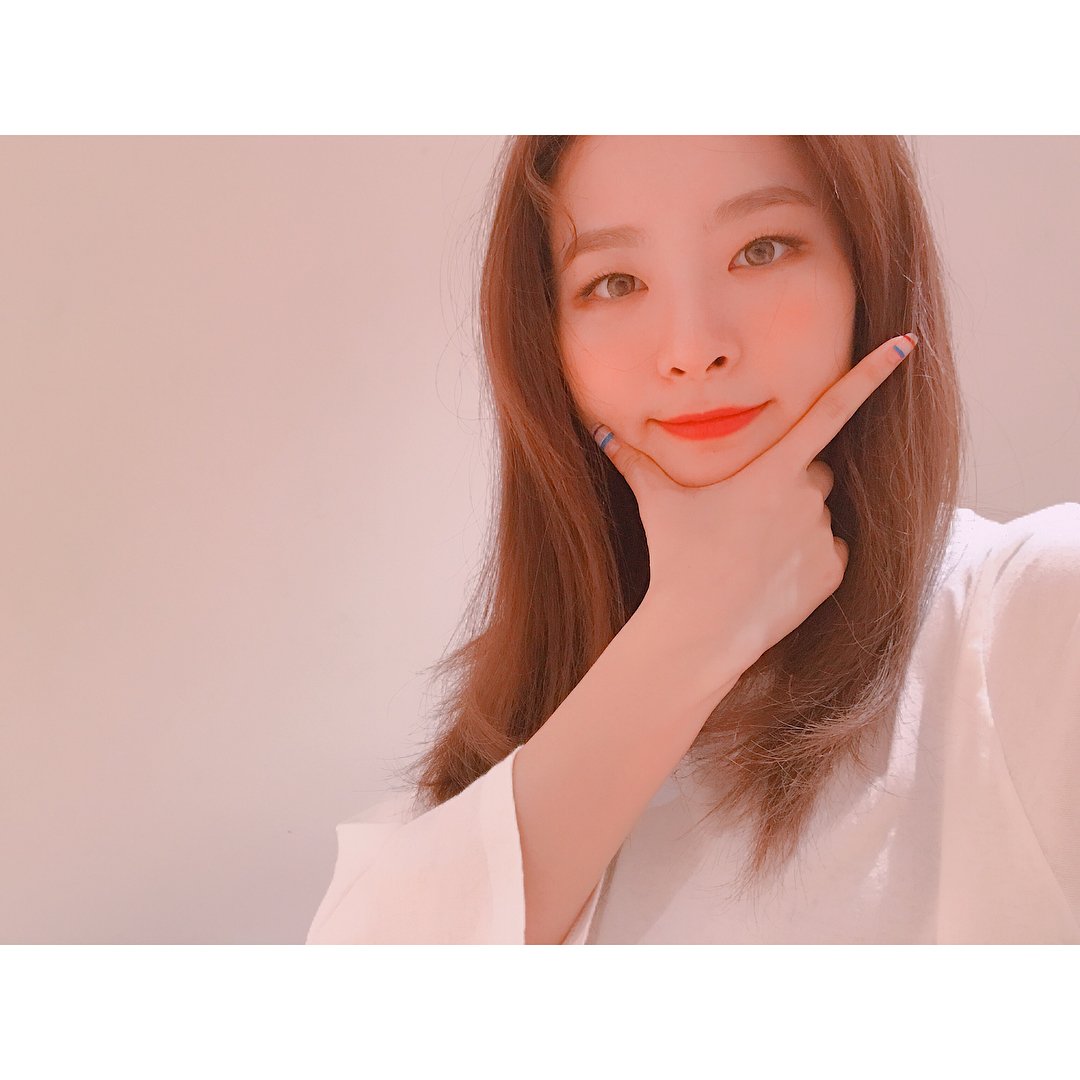 슬기 이 사진 어디에 올라온거야 ? | 인스티즈