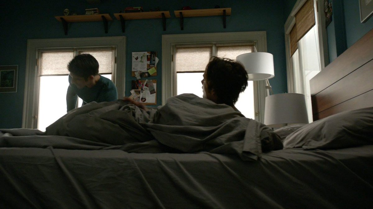 DiamondBitch24's tweet photo. #TeenWolf 
Мое обычное утро. Именно так я просыпаюсь в школу: https://t.co/c7oICeVqTM